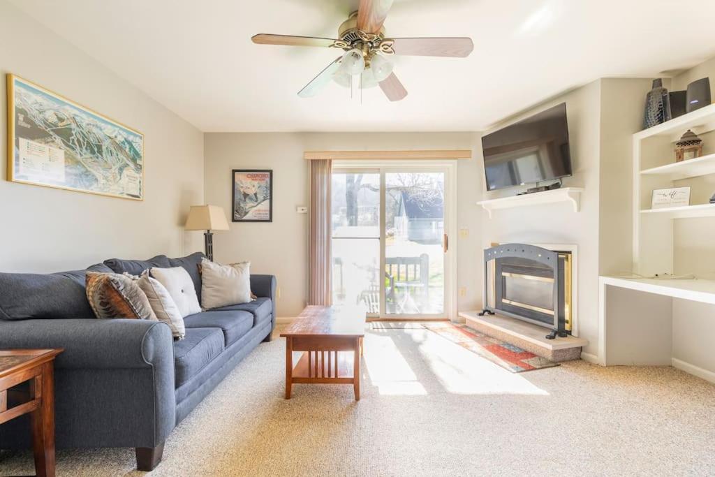 Skiing, Hiking, Village Of Eville Mtn Escape Ellicottville Exteriör bild